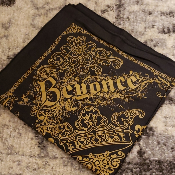 BNWOT Beyonce bandana handkerchief - Picture 1 of 4